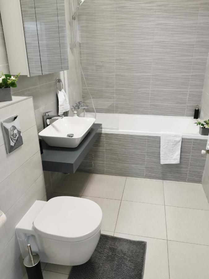 Marimonti Apartment